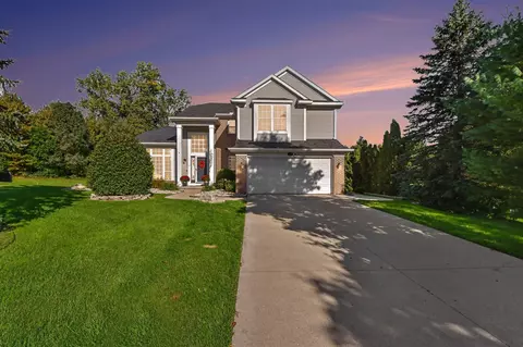 3583 Arbor Chase, Grand Rapids, MI 49525