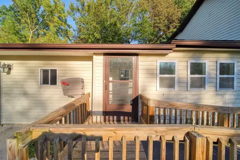 Exterior - 1011 Backus, Jackson, MI 49202 photo 3 of 7