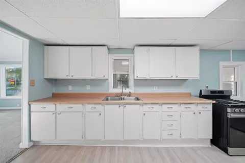 Kitchen - 1011 Backus, Jackson, MI 49202 photo 1 of 2