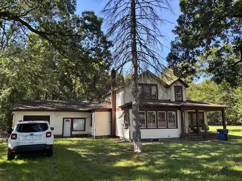 Exterior - 1100 Canaris, Constantine, MI 49042 photo 2 of 5