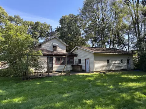 Exterior - 1100 Canaris, Constantine, MI 49042 photo 5 of 5