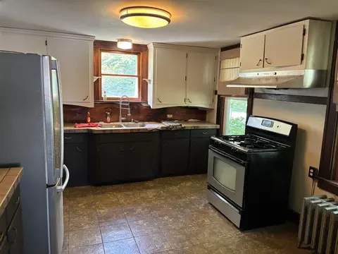 Kitchen - 1100 Canaris, Constantine, MI 49042 photo 1 of 1