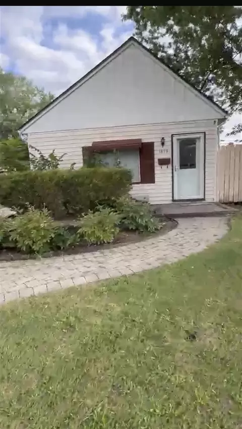 1819 Goddard, Lincoln Park, MI 48146