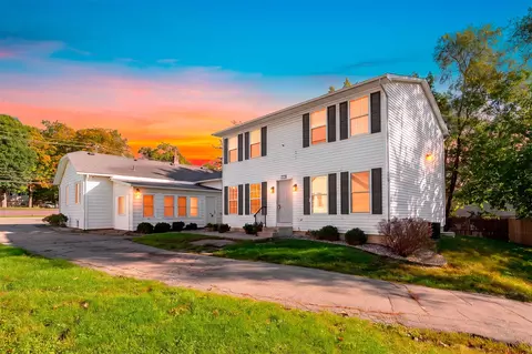3419 W Michigan #1, Kalamazoo, MI 49006