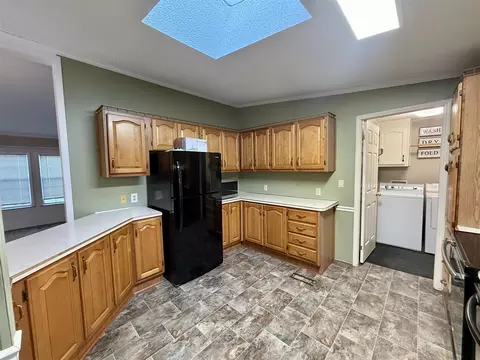 Kitchen - 10213 Bath, Update, MI 48418 photo 4 of 6