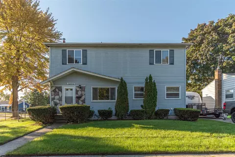 32237 Parkwood, Westland, MI 48186