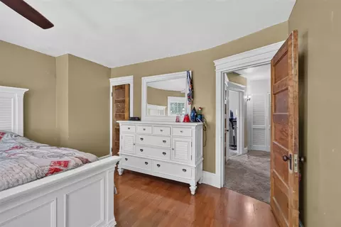 Bedroom - 332 Edward, Jackson, MI 49201 photo 2 of 5