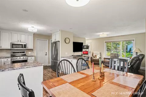 Dining - 635 Forstrom, Lowell, MI 49331 photo 1 of 1