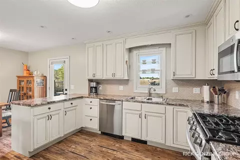 Kitchen - 635 Forstrom, Lowell, MI 49331 photo 2 of 3