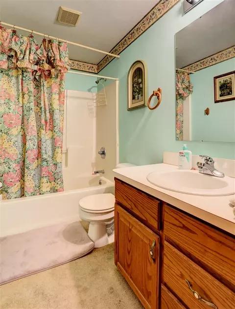 Bath - 827 Nadeau, Pullman, MI 49450 photo 2 of 4