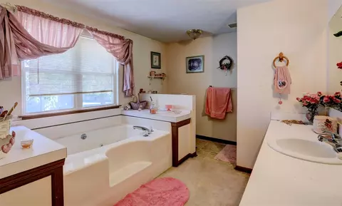 Bath - 827 Nadeau, Pullman, MI 49450 photo 3 of 4