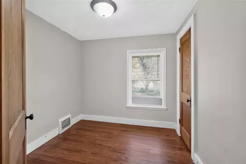 Bedroom - 1280 Falahee, Jackson, MI 49203 photo 6 of 6