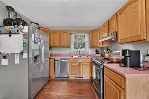 Kitchen - 1280 Falahee, Jackson, MI 49203 photo 1 of 2