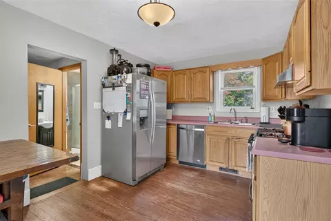 Kitchen - 1280 Falahee, Jackson, MI 49203 photo 2 of 2