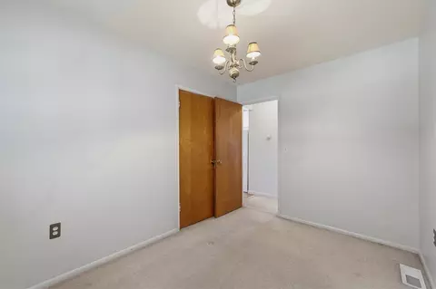 Bedroom - 8499 Huron Riv, Dexter, MI 48130 photo 4 of 10