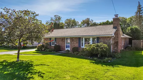 Exterior - 854 Vanderpool, Troy, MI 48083 photo 10 of 10