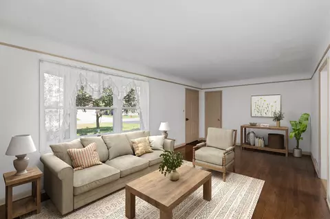 Living - 854 Vanderpool, Troy, MI 48083 photo 2 of 10
