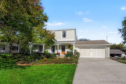 1863 Eastbrook, Grand Rapids, MI 49508