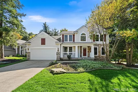 3498 Long Grv, Kentwood, MI 49512