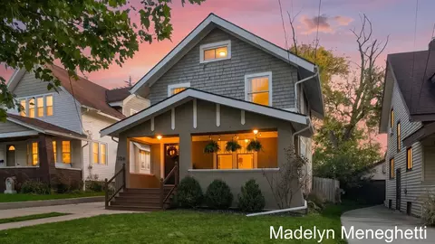 104 Mayfield, Grand Rapids, MI 49503