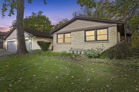 855 N Grand UNIT A, Rapids, MI 49503