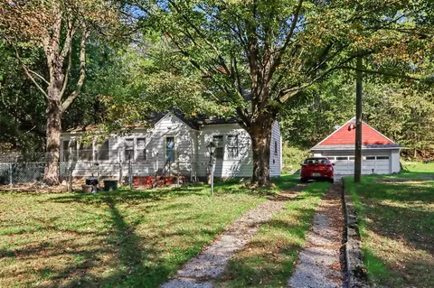 2523 Schippers, Kalamazoo, MI 49048