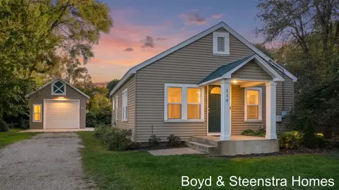 110 Peony, Grand Rapids, MI 49548