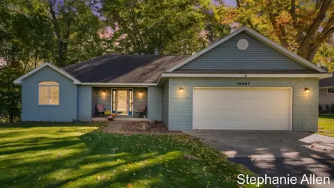 10461 Valley, Stanwood, MI 49346