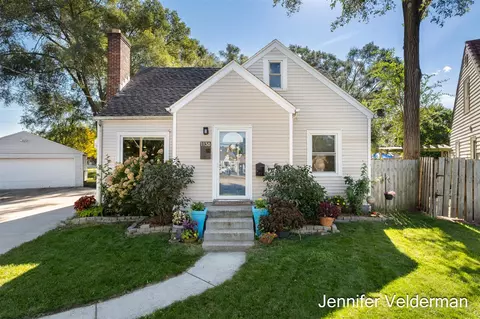 1138 Kelsey, Grand Rapids, MI 49505