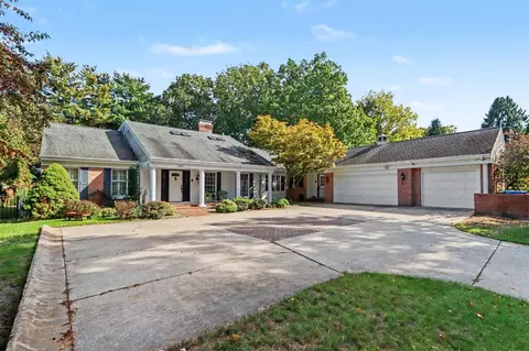 4319 Bronson, Kalamazoo, MI 49008