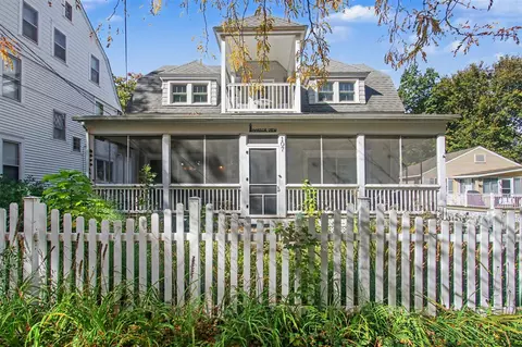 107 Park, South Haven, MI 49090