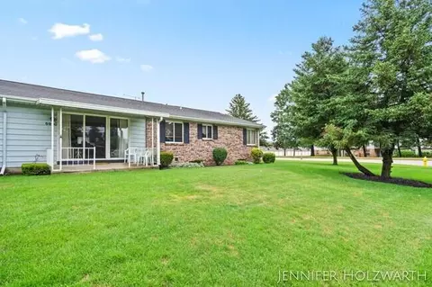 5990 SE Leisure S #333, Kentwood, MI 49548