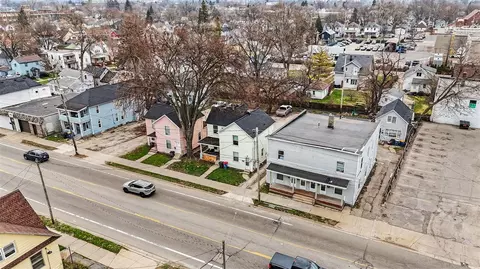 1230 Alpine, Grand Rapids, MI 49504