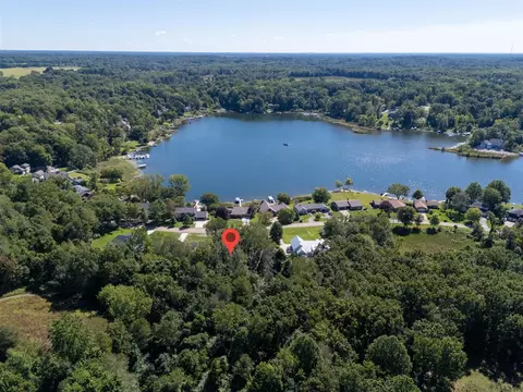 View/Area - 412 Midlakes #6, Plainwell, MI 49080 photo 7 of 10