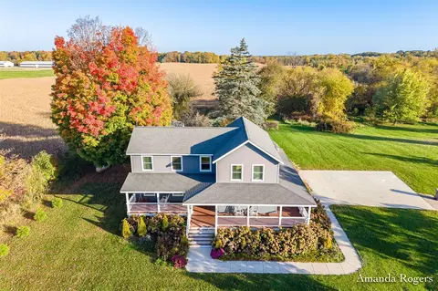 14195 Cascade, Lowell, MI 49331