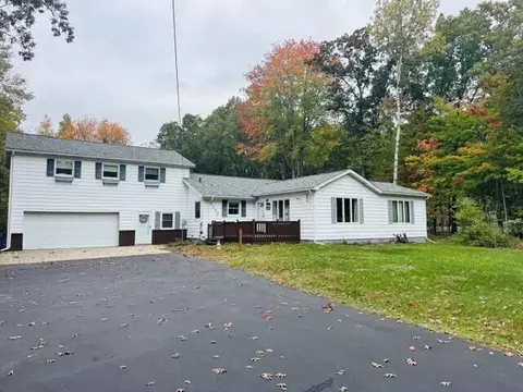 6292 W Decker, Ludington, MI 49431