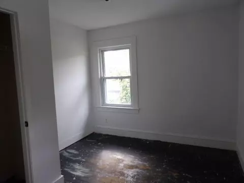 Bedroom - 618 6th, Jackson, MI 49203 photo 2 of 6