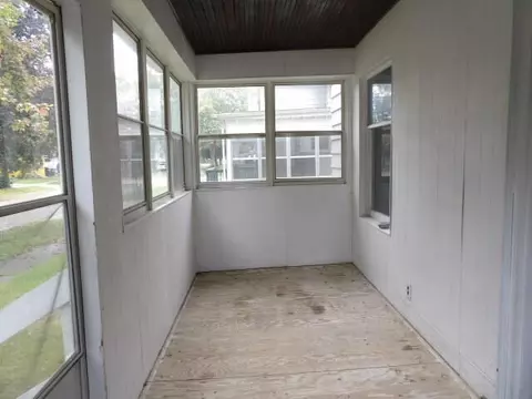 Exterior - 618 6th, Jackson, MI 49203 photo 2 of 4