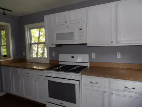 Kitchen - 618 6th, Jackson, MI 49203 photo 3 of 3