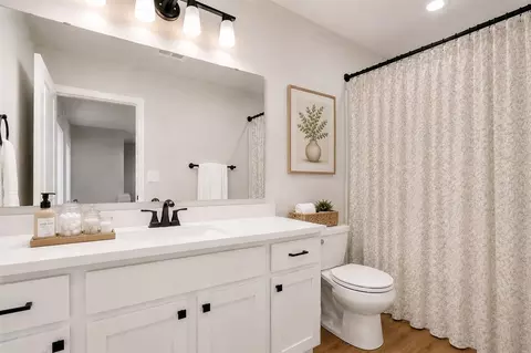 Bath - 1204 Pine, Three Rivers, MI 49093 photo 6 of 6