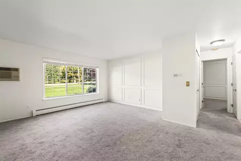Living - 436 Romeo #317, Rochester, MI 48307 photo 2 of 3