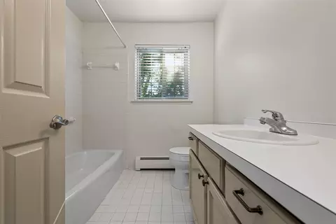Bath - 436 Romeo #317, Rochester, MI 48307 photo 1 of 1