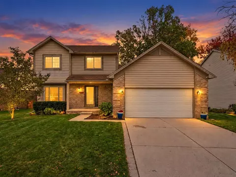 8878 Lamont, Livonia, MI 48150