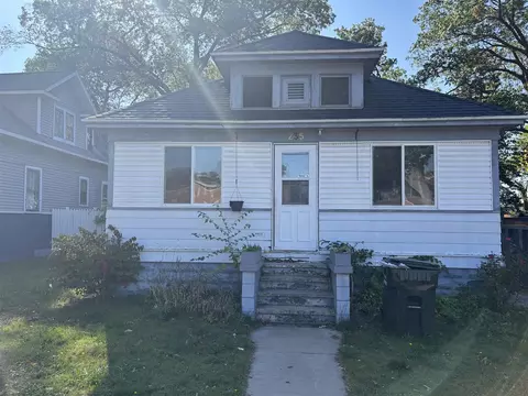 235 W Larch, Muskegon, MI 49441