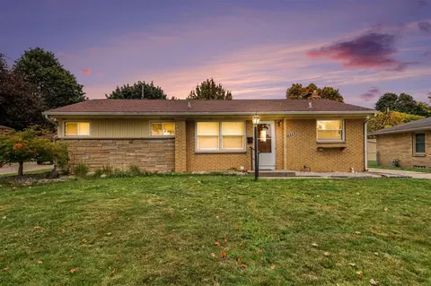 1532 Mayfield, Grand Rapids, MI 49505
