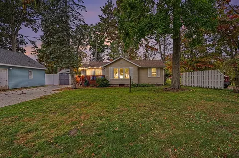 2699 Memorial, Muskegon, MI 49445