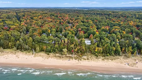 tolliver, Mears, MI 49436 photo 8