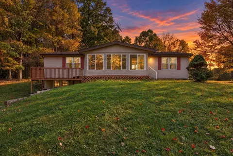 42825 County Road 653, Paw Paw, MI 49079