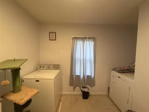 926 Bryant, Jackson, MI 49202 photo 7
