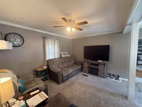 926 Bryant, Jackson, MI 49202 photo 16